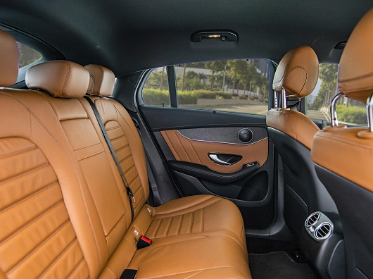 Nội thất Mercedes-Benz GLC 300 4Matic Coupe