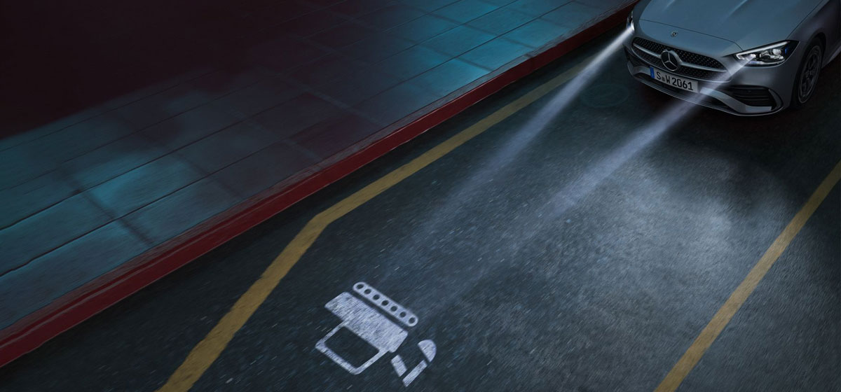 Công nghệ DIGITAL LIGHT giúp trải nghiệm lái an toàn.